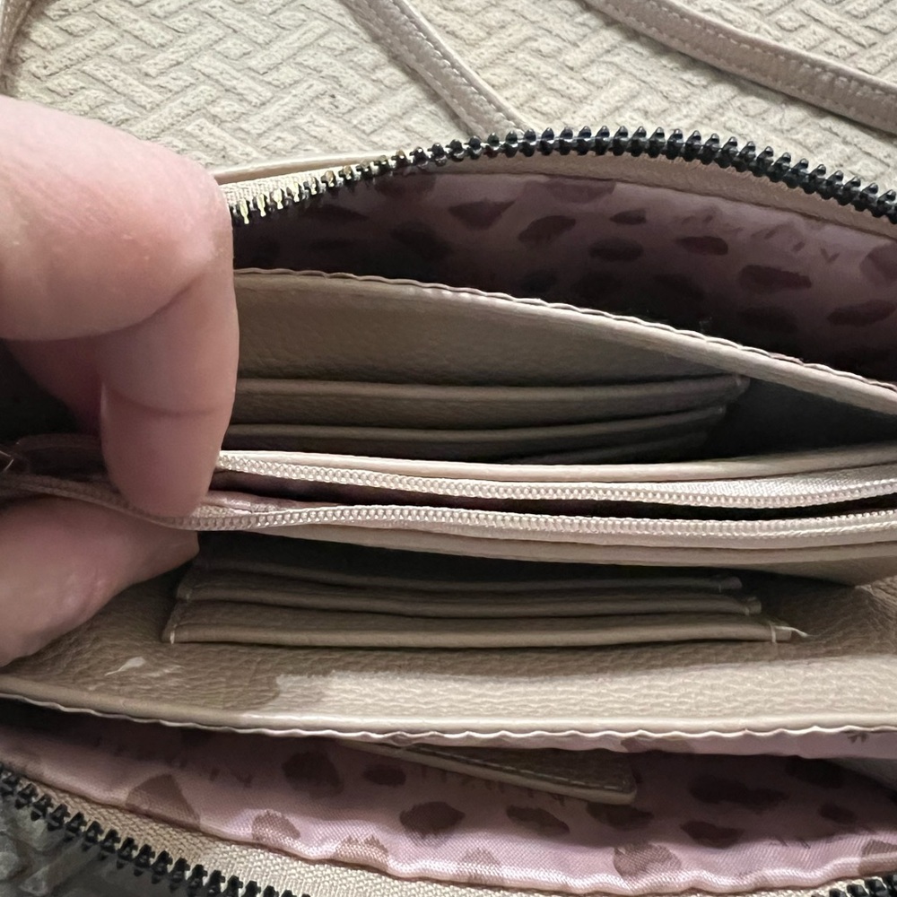 Kedzie Crossbody Purse - Picture 3 of 7